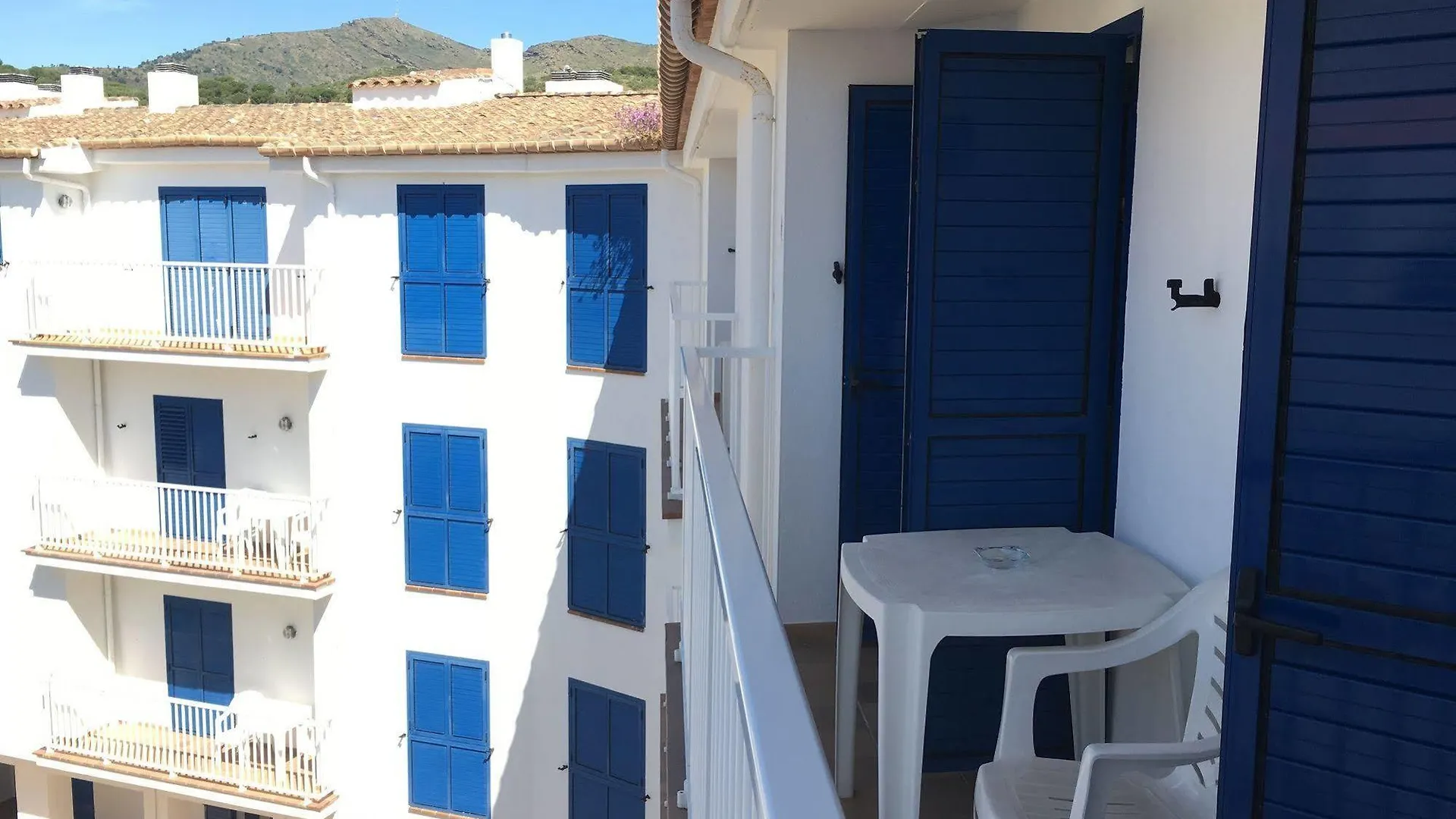 Hotel Octavia Cadaqués 3*,  España